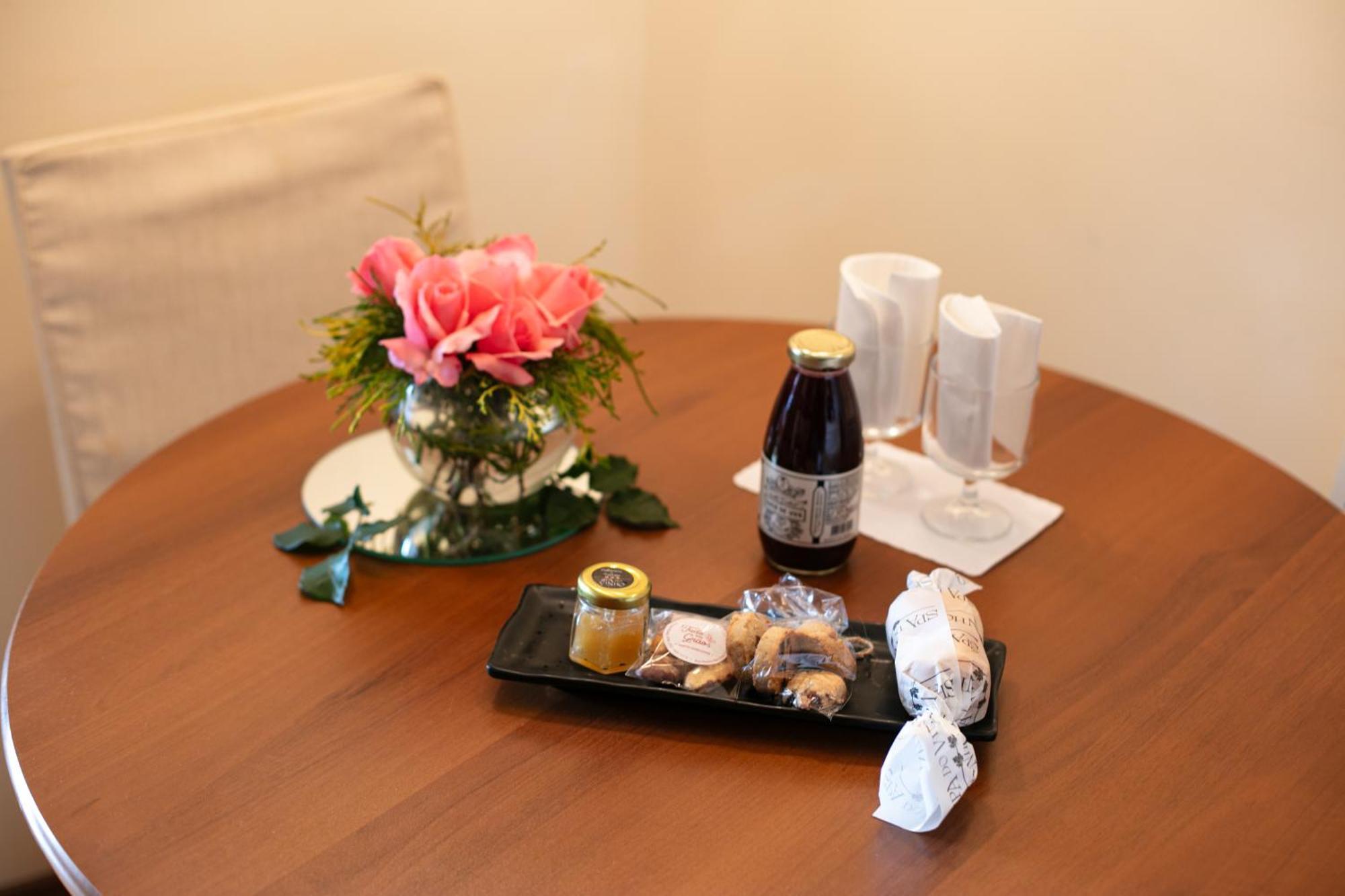 Spa Do Vinho Condominio Vitivinicola Bento Gonçalves Extérieur photo A bottle of Kirin Ichiban Shibori